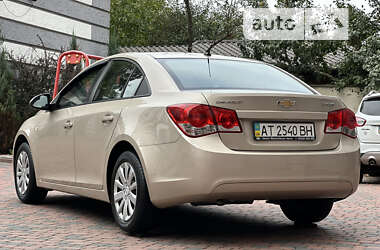 Седан Chevrolet Cruze 2011 в Ивано-Франковске