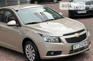 Седан Chevrolet Cruze 2011 в Ивано-Франковске