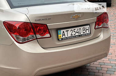 Седан Chevrolet Cruze 2011 в Ивано-Франковске