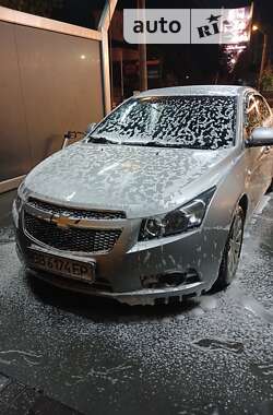 Седан Chevrolet Cruze 2010 в Днепре