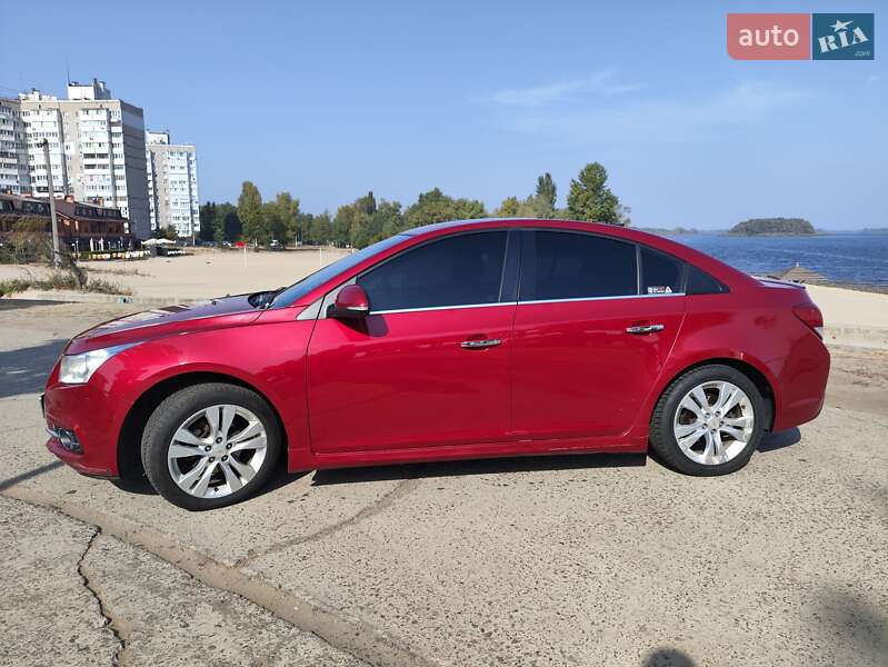 Седан Chevrolet Cruze 2014 в Києві