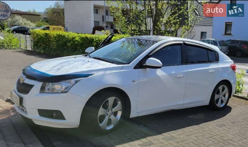Хетчбек Chevrolet Cruze 2011 в Запоріжжі