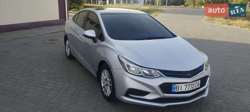 Седан Chevrolet Cruze 2016 в Гадяче