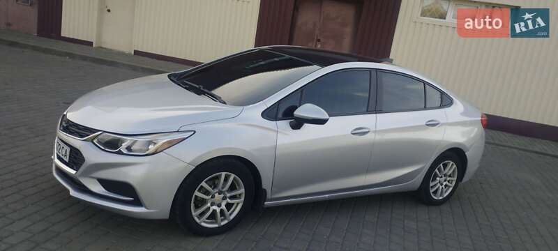 Седан Chevrolet Cruze 2016 в Гадяче