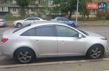 Седан Chevrolet Cruze 2013 в Києві