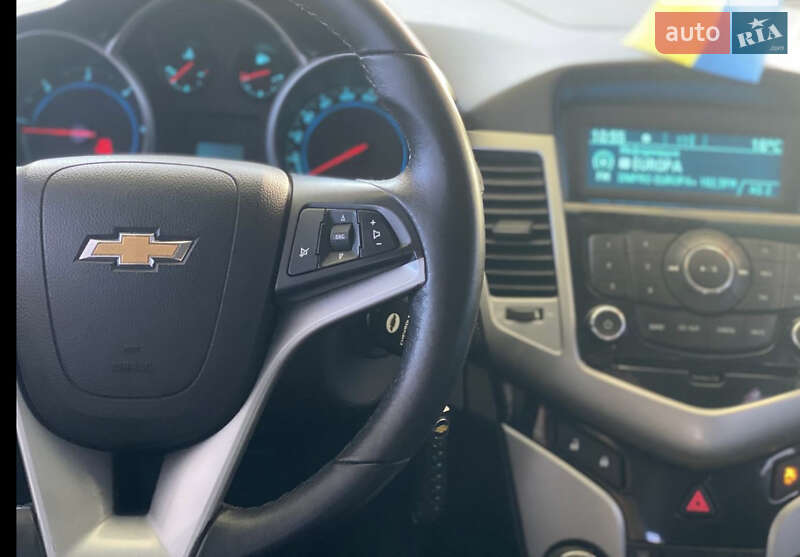 Хетчбек Chevrolet Cruze 2012 в Дніпрі