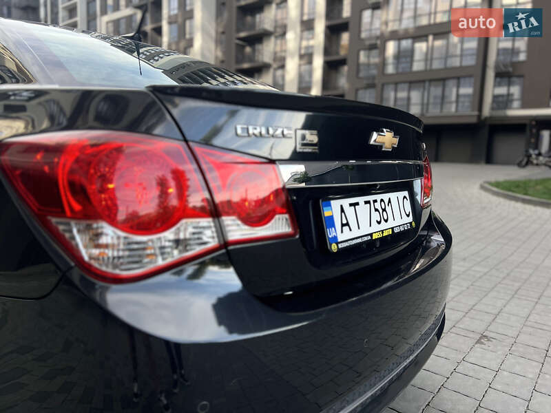 Седан Chevrolet Cruze 2013 в Івано-Франківську