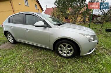 Хэтчбек Chevrolet Cruze 2012 в Львове