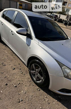 Хэтчбек Chevrolet Cruze 2011 в Харькове