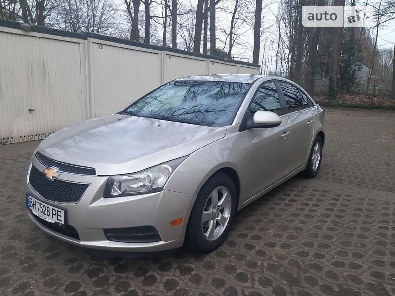 Седан Chevrolet Cruze 2012 в Овідіополі