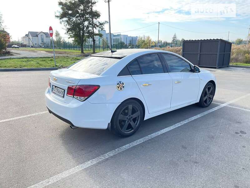 Седан Chevrolet Cruze 2010 в Борисполі