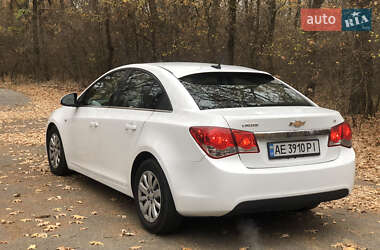 Седан Chevrolet Cruze 2011 в Днепре