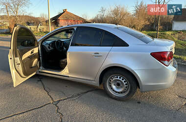 Седан Chevrolet Cruze 2010 в 