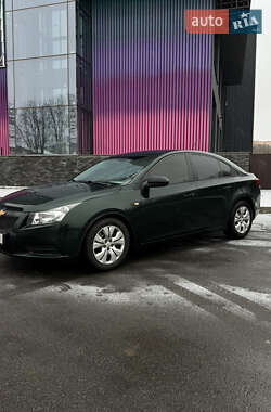 Седан Chevrolet Cruze 2014 в Чернігові