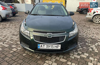 Седан Chevrolet Cruze 2014 в Івано-Франківську