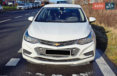 Седан Chevrolet Cruze 2016 в Ужгороді