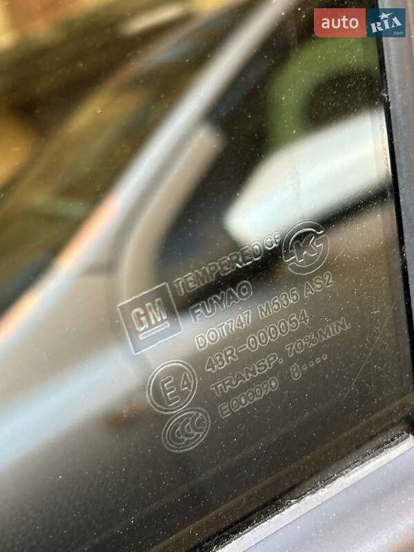 Седан Chevrolet Cruze 2014 в Івано-Франківську