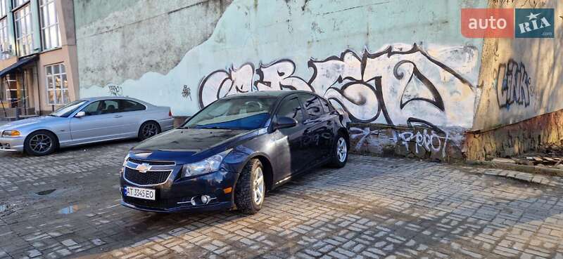 Седан Chevrolet Cruze 2014 в Івано-Франківську