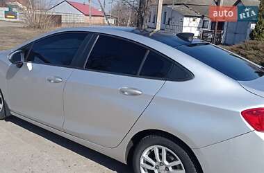 Седан Chevrolet Cruze 2016 в Гадячі