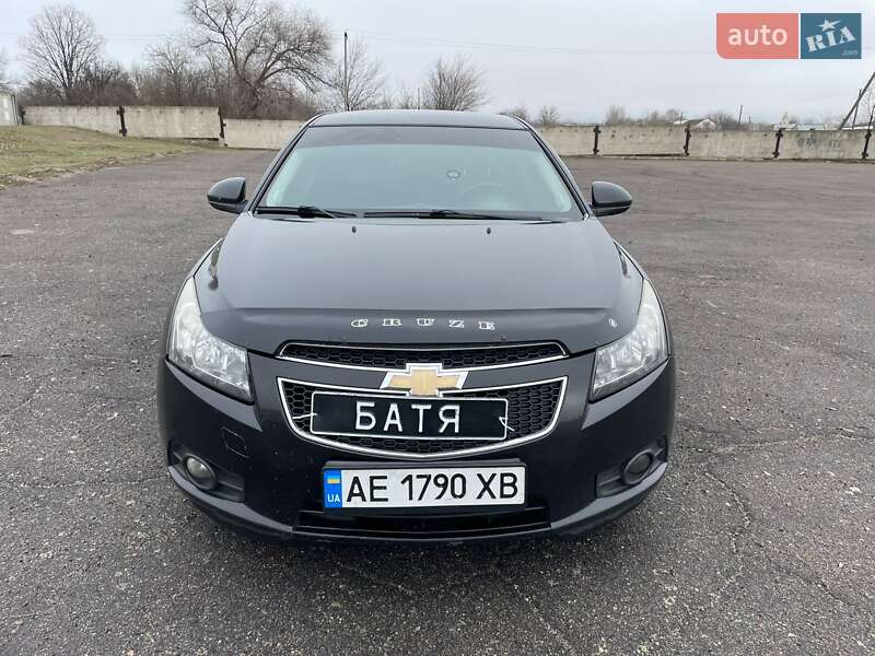 Седан Chevrolet Cruze 2009 в Днепре