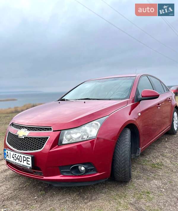 Седан Chevrolet Cruze 2011 в Киеве