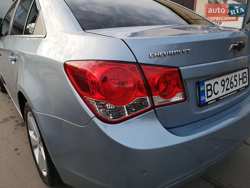 Седан Chevrolet Cruze 2010 в Калуше