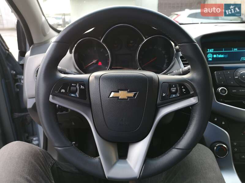 Седан Chevrolet Cruze 2010 в Калуше