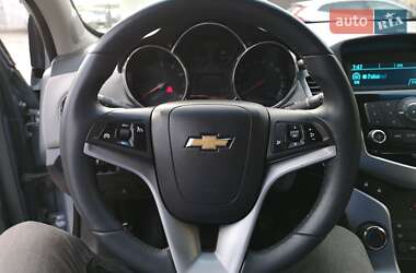 Седан Chevrolet Cruze 2010 в 