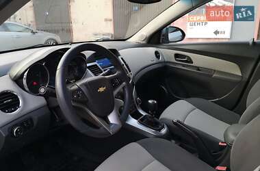 Седан Chevrolet Cruze 2010 в 