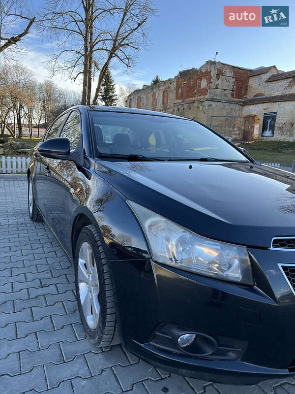 Седан Chevrolet Cruze 2010 в Бережанах