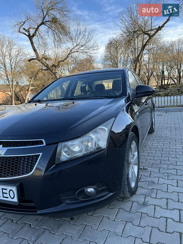 Седан Chevrolet Cruze 2010 в Бережанах