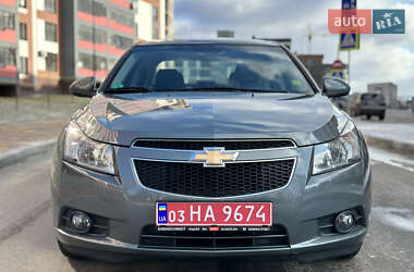 Седан Chevrolet Cruze 2012 в Тернополі