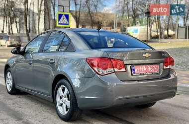 Седан Chevrolet Cruze 2012 в Тернополі