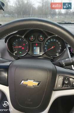 Седан Chevrolet Cruze 2010 в Киеве