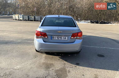 Седан Chevrolet Cruze 2009 в Полтаве