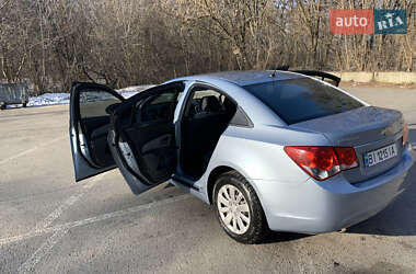 Седан Chevrolet Cruze 2009 в Полтаве