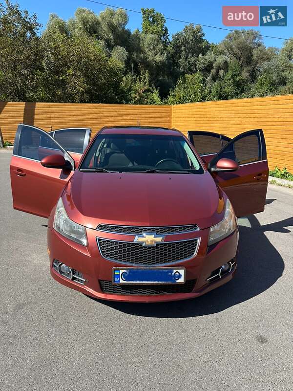 Седан Chevrolet Cruze 2011 в Чернигове фото 2 Седан Chevrolet Cruze 2011 в Чернигове