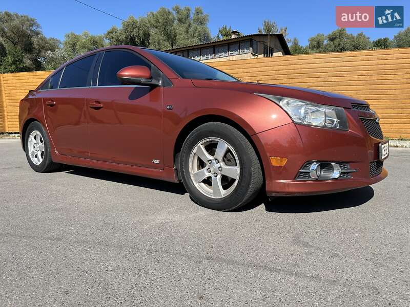 Седан Chevrolet Cruze 2011 в Чернигове фото 8 Седан Chevrolet Cruze 2011 в Чернигове
