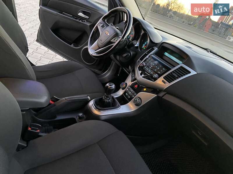 Седан Chevrolet Cruze 2012 в 