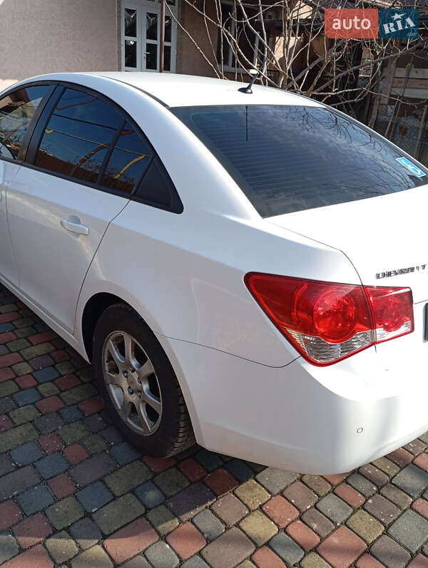 Седан Chevrolet Cruze 2012 в Мукачево фото 7 Седан Chevrolet Cruze 2012 в Мукачево