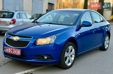 Седан Chevrolet Cruze 2010 в Ровно