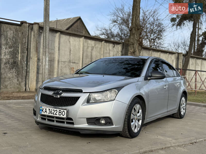 Седан Chevrolet Cruze 2014 в Лубнах