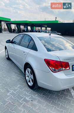 Седан Chevrolet Cruze 2011 в 