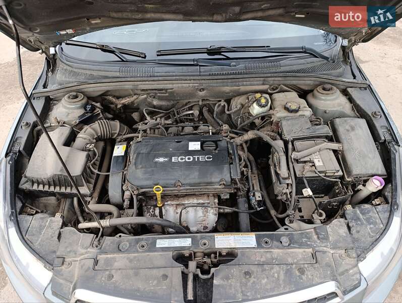 Седан Chevrolet Cruze 2011 в Теофиполе