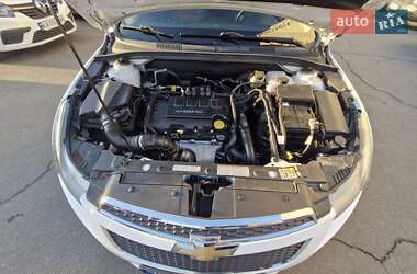 Седан Chevrolet Cruze 2014 в 