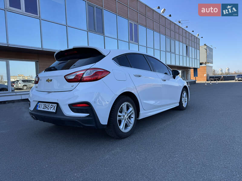 Хэтчбек Chevrolet Cruze 2017 в Софиевской Борщаговке