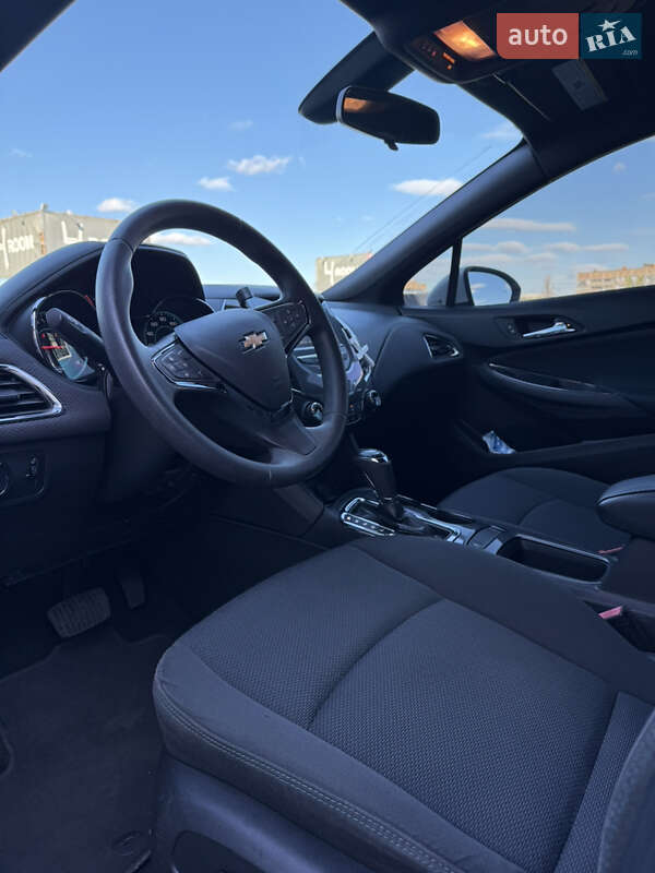 Хэтчбек Chevrolet Cruze 2017 в Софиевской Борщаговке