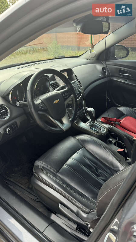 Седан Chevrolet Cruze 2013 в Кривому Розі