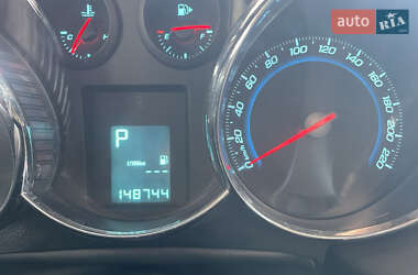 Седан Chevrolet Cruze 2011 в 