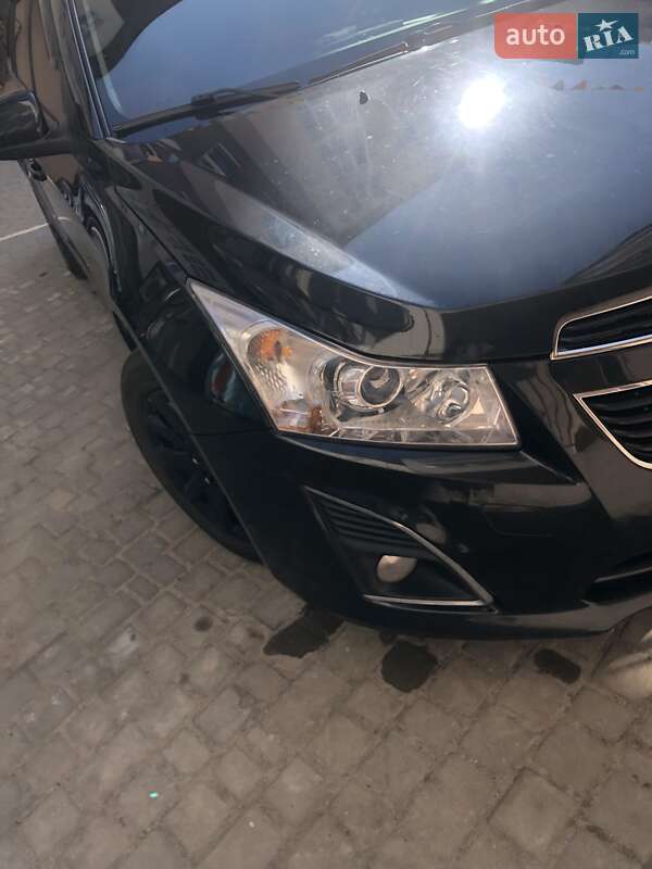Универсал Chevrolet Cruze 2014 в Львове